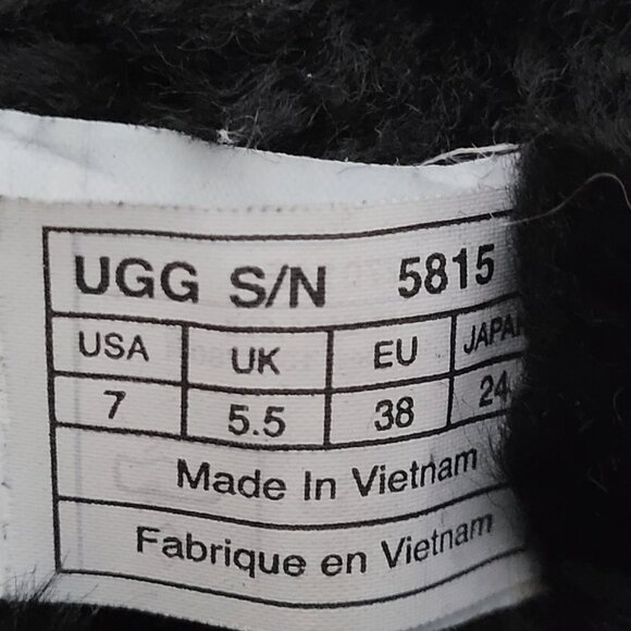 UGG Womens Size 7 Classic Tall II Black Sheepskin Shearling Fur Lined Boots - Picture 10 of 10